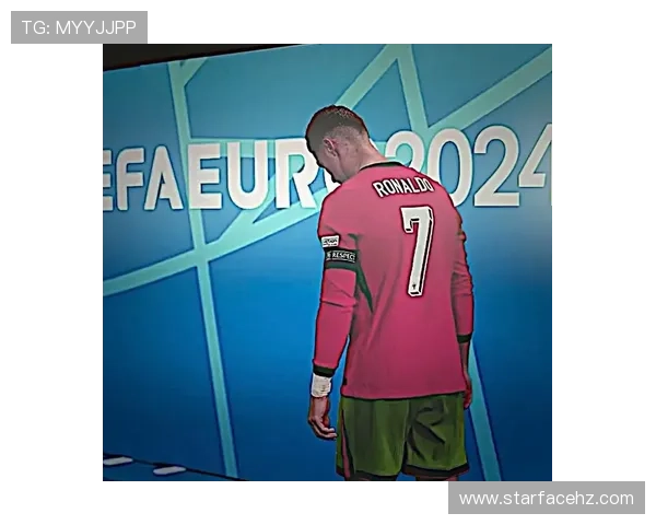 足球巨星C罗魅力头像展示引领全球球迷热潮与时尚潮流